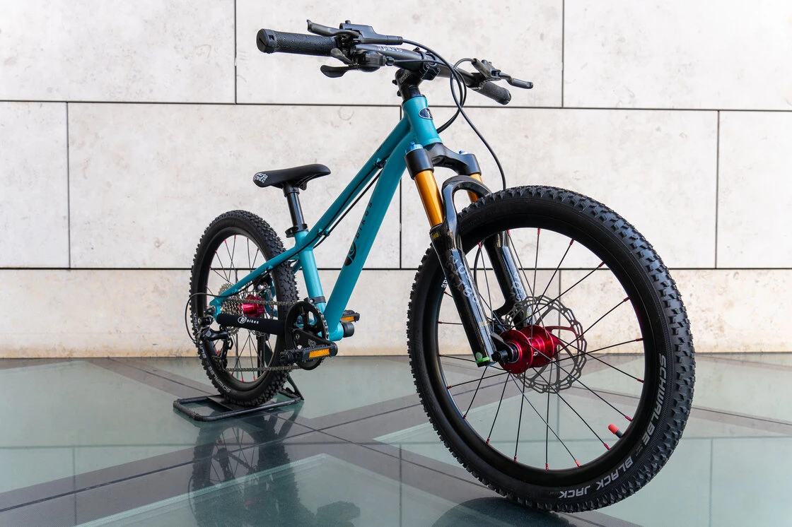 Lekki rowerek amortyzowany KUbikes 20 S MTB DISC turkusowy