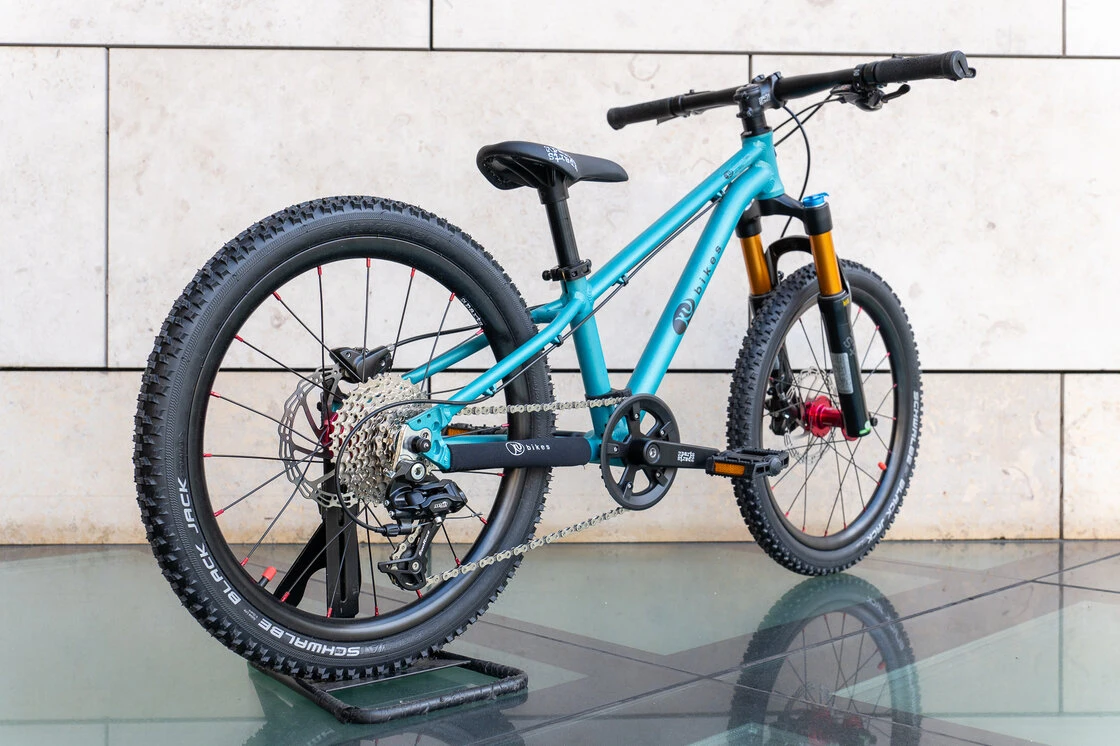 Lekki rowerek amortyzowany KUbikes 20 S MTB DISC turkusowy