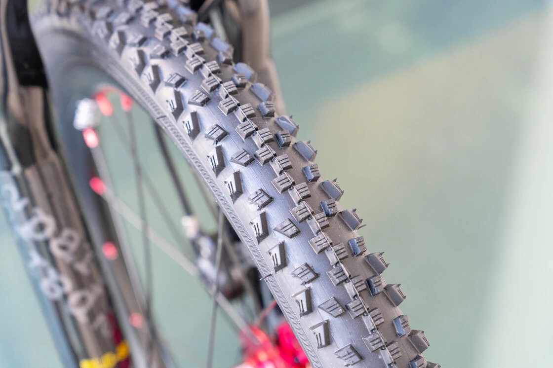 Lekki rowerek amortyzowany KUbikes 20 S MTB DISC turkusowy