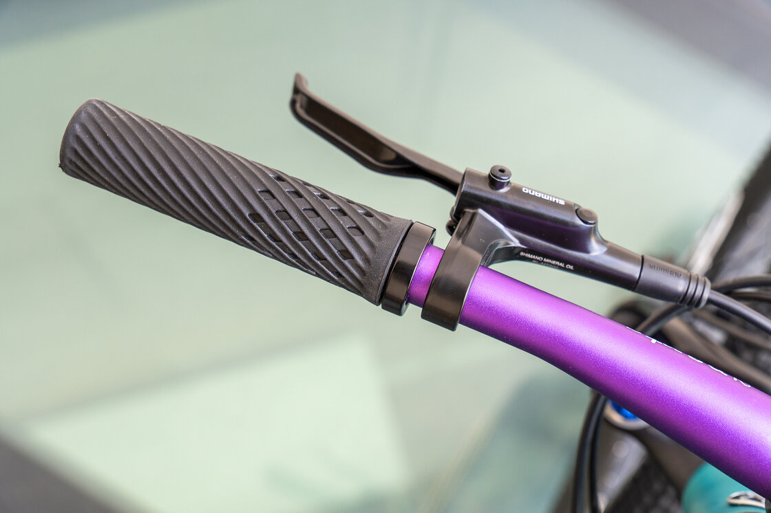 Lekki rowerek amortyzowany KUbikes 20 S MTB DISC Turkusowy + Laser Purple