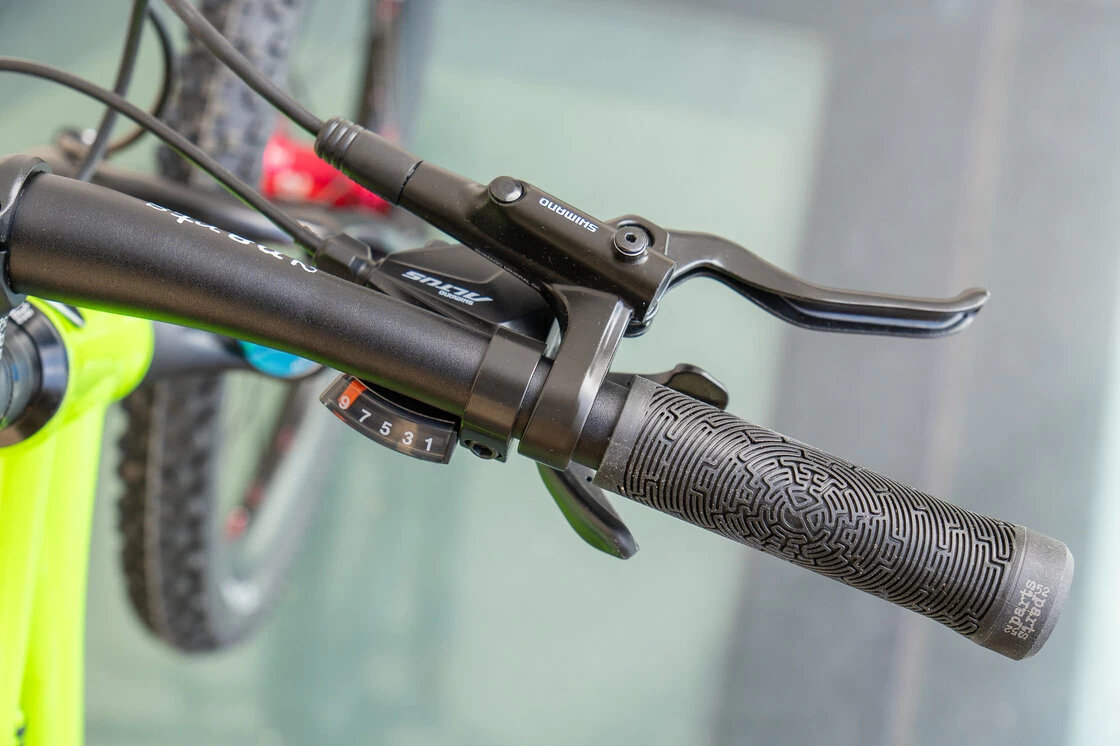 Lekki rowerek amortyzowany KUbikes 20 S MTB DISC zielony