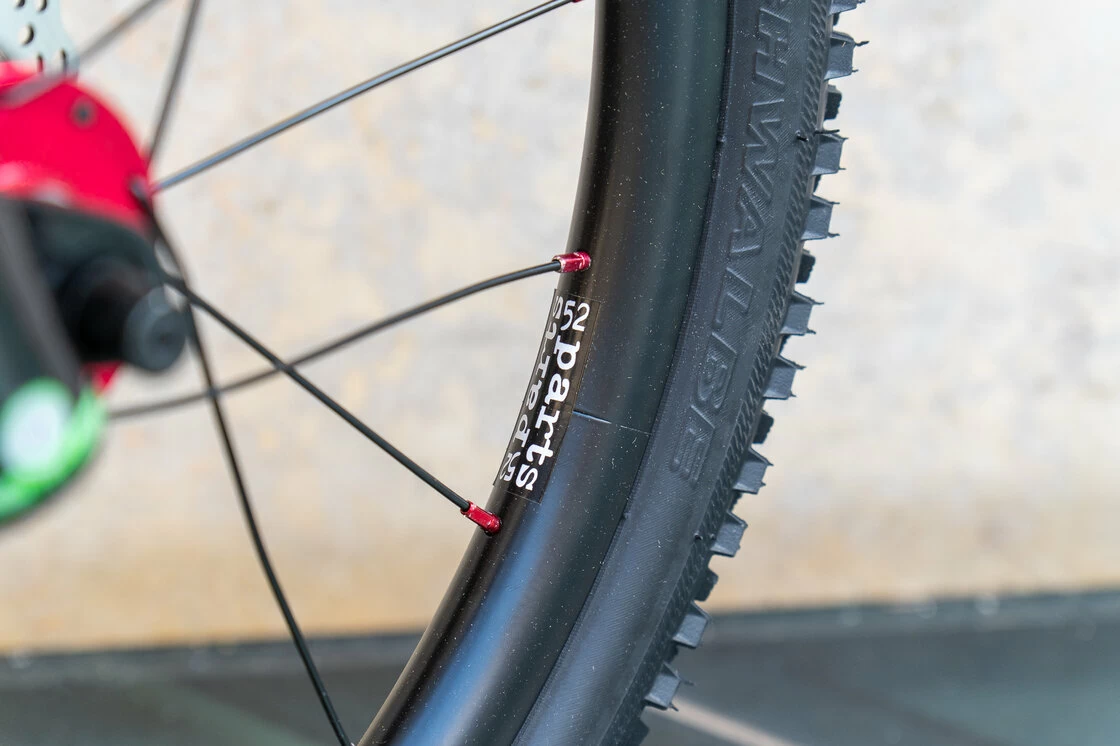 Lekki rowerek amortyzowany KUbikes 20 S MTB DISC zielony