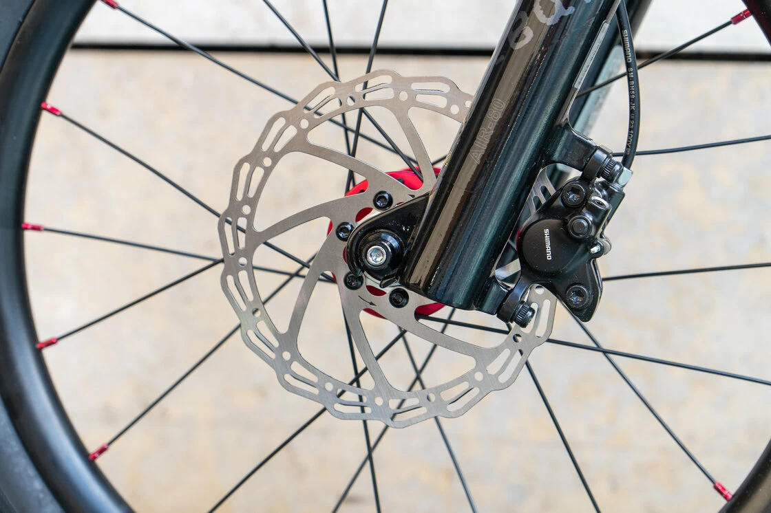 Lekki rowerek amortyzowany KUbikes 20 S MTB DISC zielony