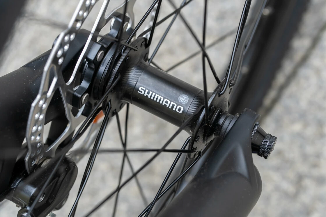 Lekki rowerek amortyzowany KUbikes 24 S MTB DISC czerwony