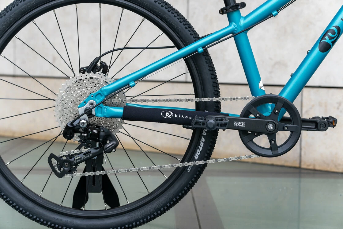 Lekki rowerek amortyzowany KUbikes 24 S MTB DISC turkusowy