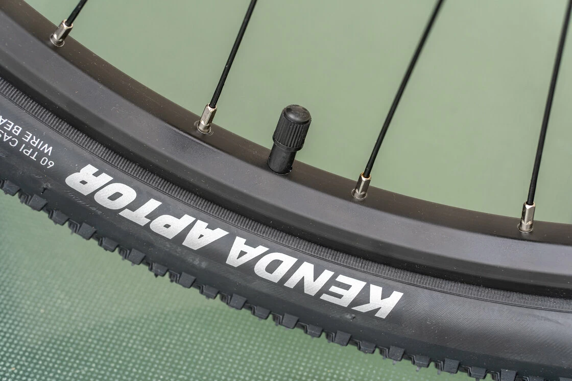 Lekki rowerek amortyzowany KUbikes 24 S MTB DISC turkusowy