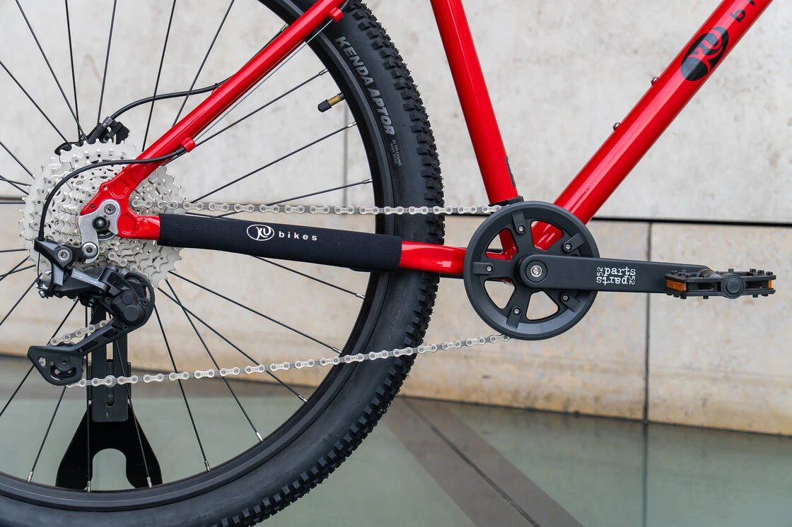 Lekki rowerek amortyzowany KUbikes 27,5 MTB DISC czerwony M