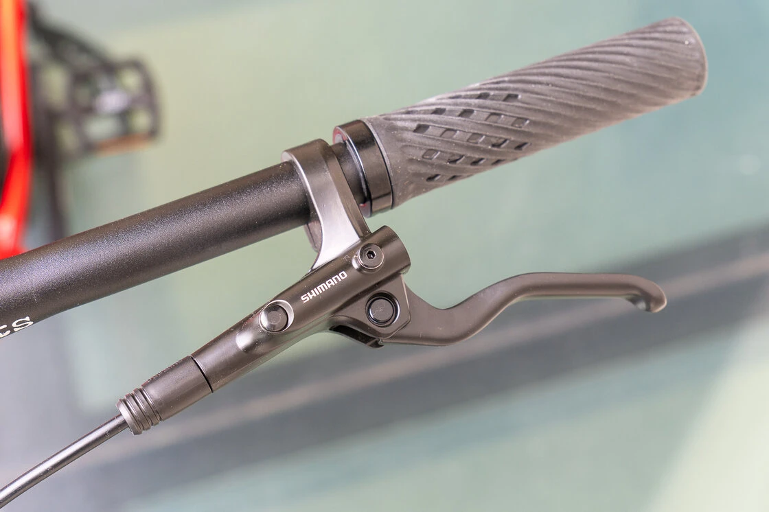 Lekki rowerek amortyzowany KUbikes 27,5 MTB DISC czerwony S