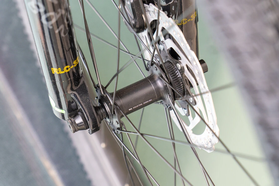 Lekki rowerek amortyzowany KUbikes 27,5 MTB DISC czerwony S