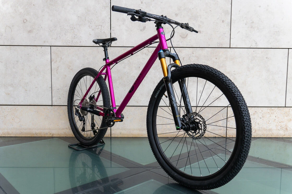 Lekki rowerek amortyzowany KUbikes 27,5 MTB DISC różowy L