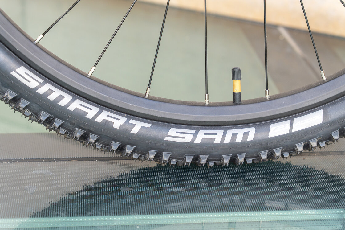 Lekki rowerek amortyzowany KUbikes 27,5 MTB DISC turkusowy M