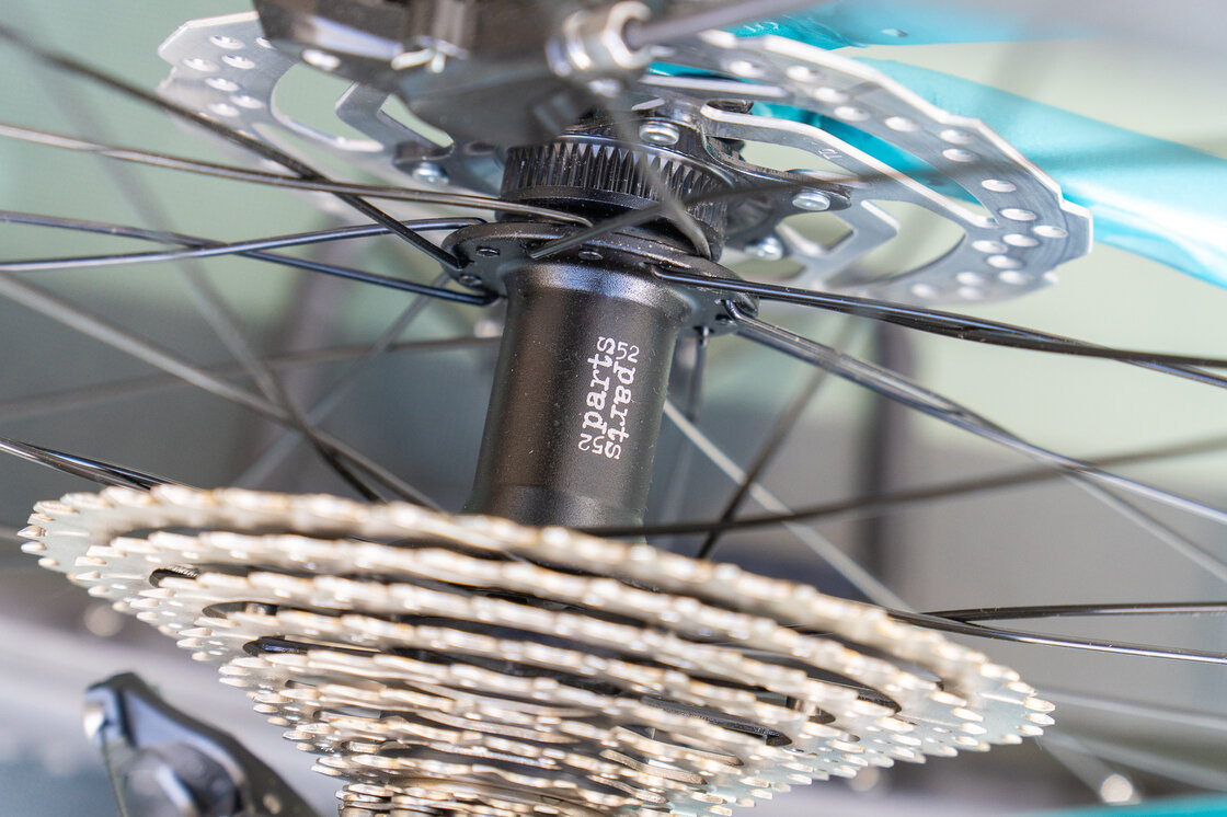 Lekki rowerek amortyzowany KUbikes 27,5 MTB DISC turkusowy M