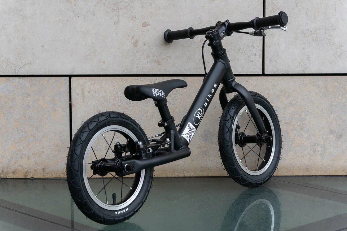 Lekki rowerek biegowy KUbikes 12" Czarny
