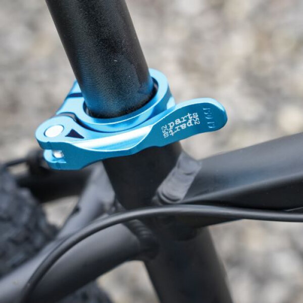 Lekki rowerek dziecięcy KUbikes 29 S MTB DISC Czarny + Laser Blue