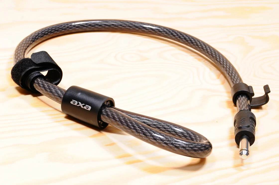 Linka zabezpieczejąca AXA RL 80/15 do podkowy AXA Defender