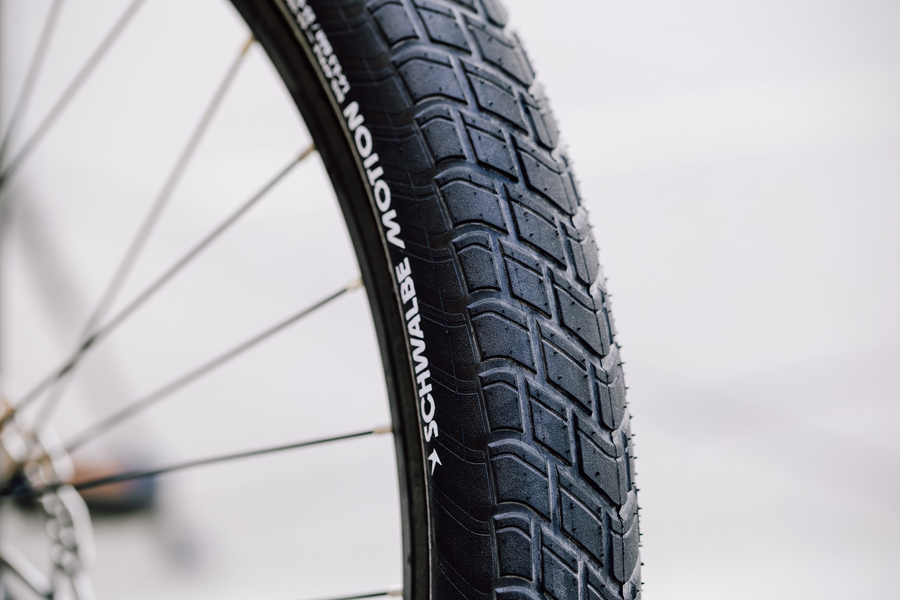 Opona rowerowa Schwalbe Motion Big Apple 28×2.00 (50-622) Reflex