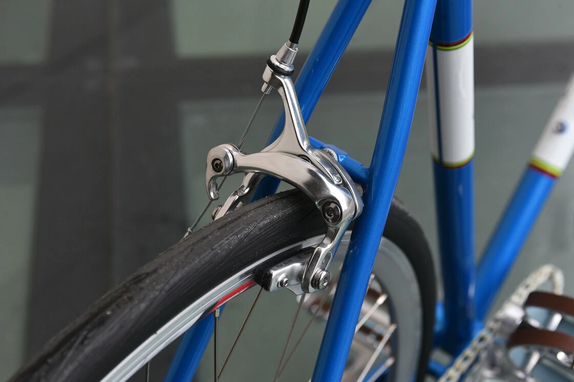 Ostre koło Checker Pig Singlespeed Classic Niebieski połysk 58