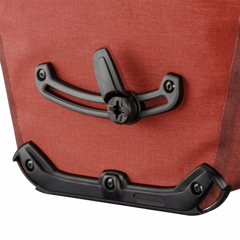 Para sakw rowerowych Ortlieb Back-Roller Plus 40L QL2.1 CZERWONY (SALSA-DARK CHILI)