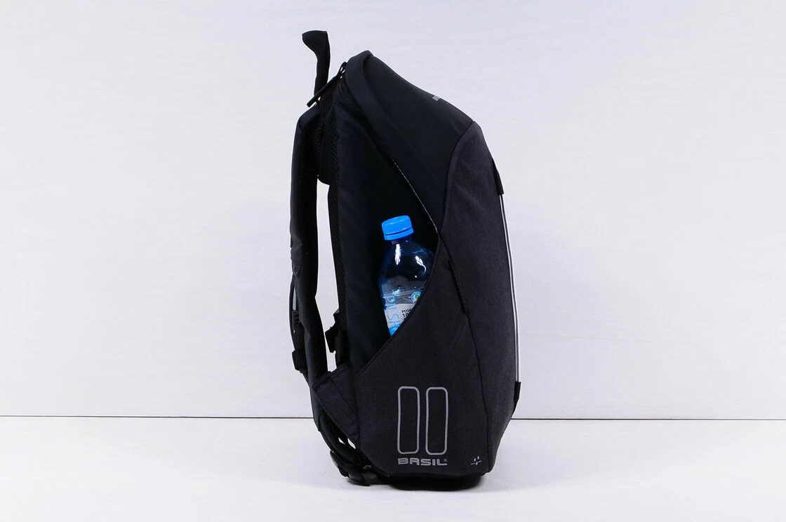 Plecak z możliwością montażu na bagażniku rowerowym Basil B-Safe Graphite Black (czarny) 13L