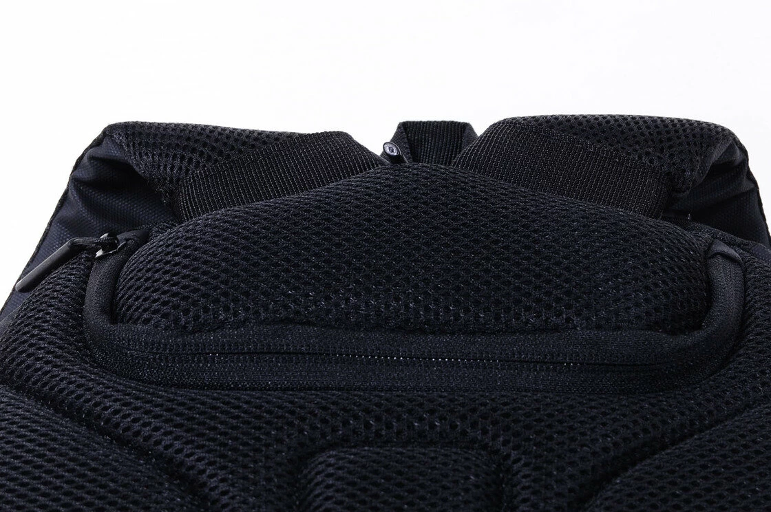 Plecak z możliwością montażu na bagażniku rowerowym Basil B-Safe Graphite Black (czarny) 13L