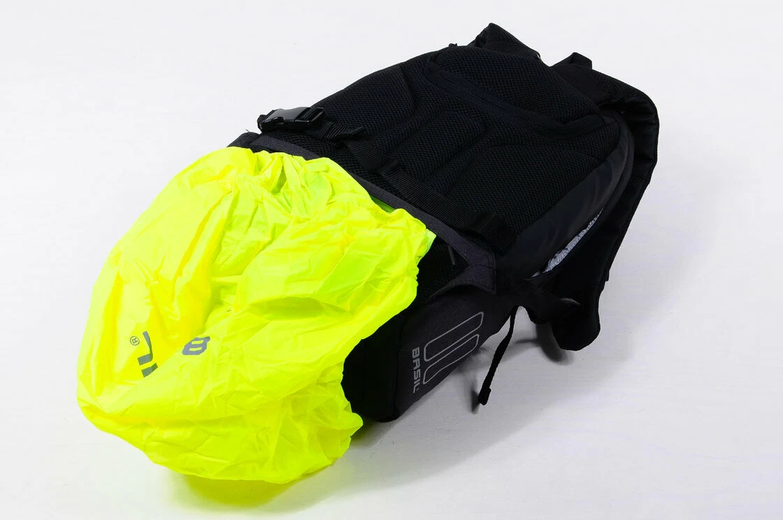 Plecak z możliwością montażu na bagażniku rowerowym Basil B-Safe Graphite Black (czarny) 13L