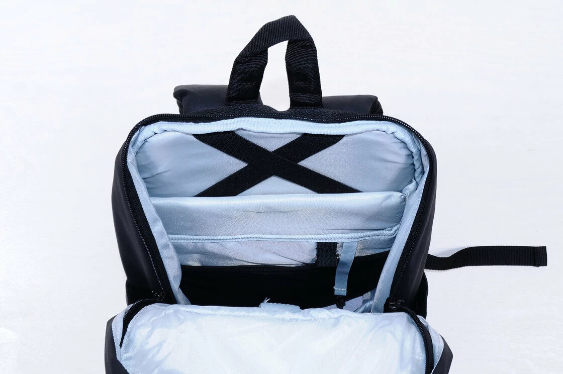 Plecak z możliwością montażu na bagażniku rowerowym Basil B-Safe Graphite Black (czarny) 13L