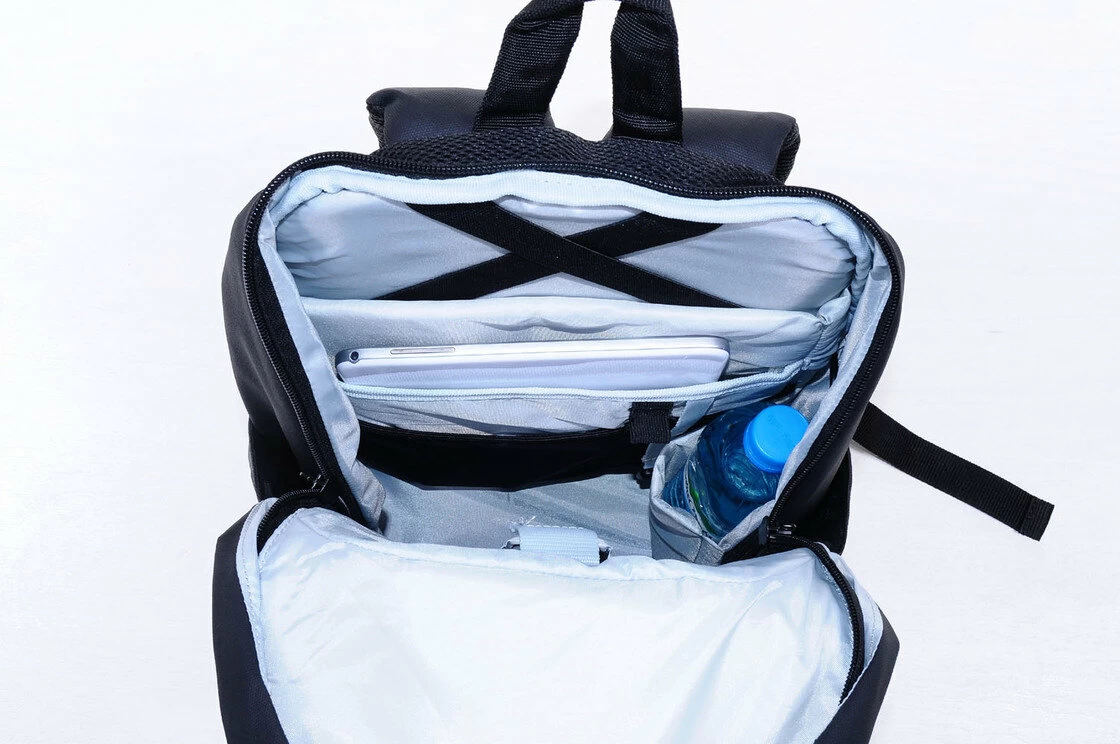 Plecak z możliwością montażu na bagażniku rowerowym Basil B-Safe Graphite Black (czarny) 13L