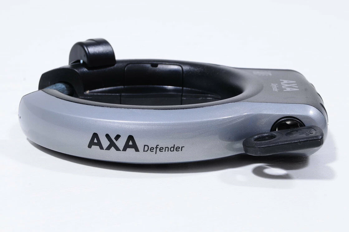Podkowa AXA Defender Gazelle Innergy + zamek baterii