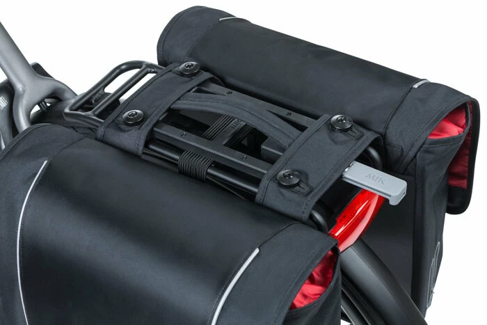 Podwójna sakwa rowerowa Basil Sport Design z adapterem MIK Czarny
