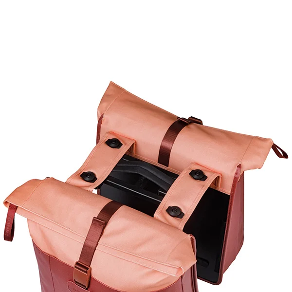 Podwójna sakwa rowerowa Basil Vive 28-35L MIK 2.0 Burgundy/pink