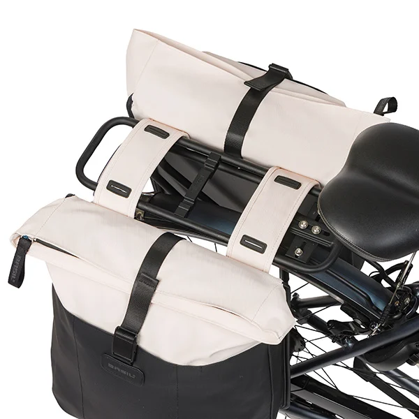 Podwójna sakwa rowerowa Basil Vive 28-35L Off-white/black
