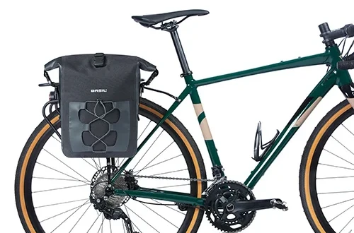 Pojedyncza sakwa rowerowa Basil Navigator MIK SIDE L 22L