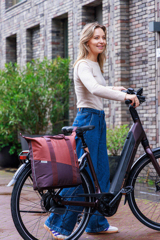 Pojedyncza sakwa rowerowa New Looxs Kota Oslo 24L Burgundy/Rust