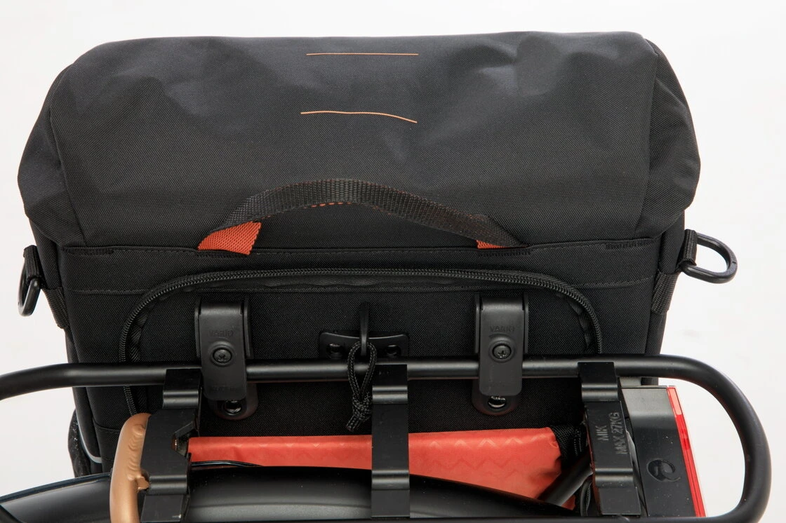 Pojedyncza sakwa rowerowa New Looxs Vigo Single 20L Black Orange