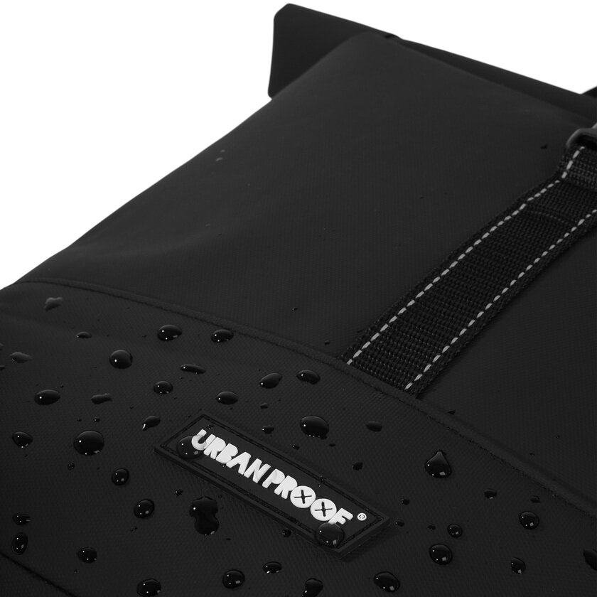 Pojedyncza sakwa rowerowa Urban Proof Rolltop Bag 20L Czarny
