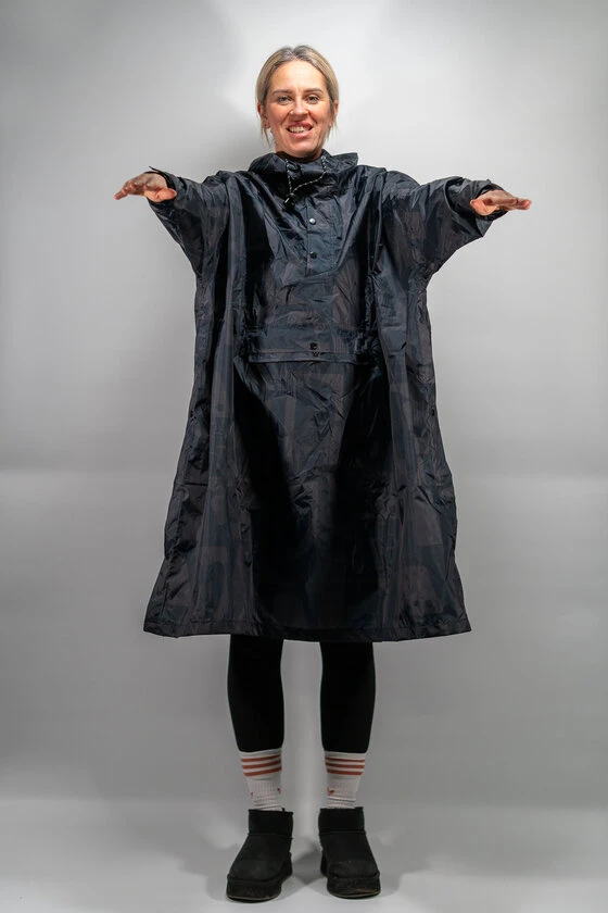 Ponczo rowerowe Rain Kiss Back to Black Art Camo
