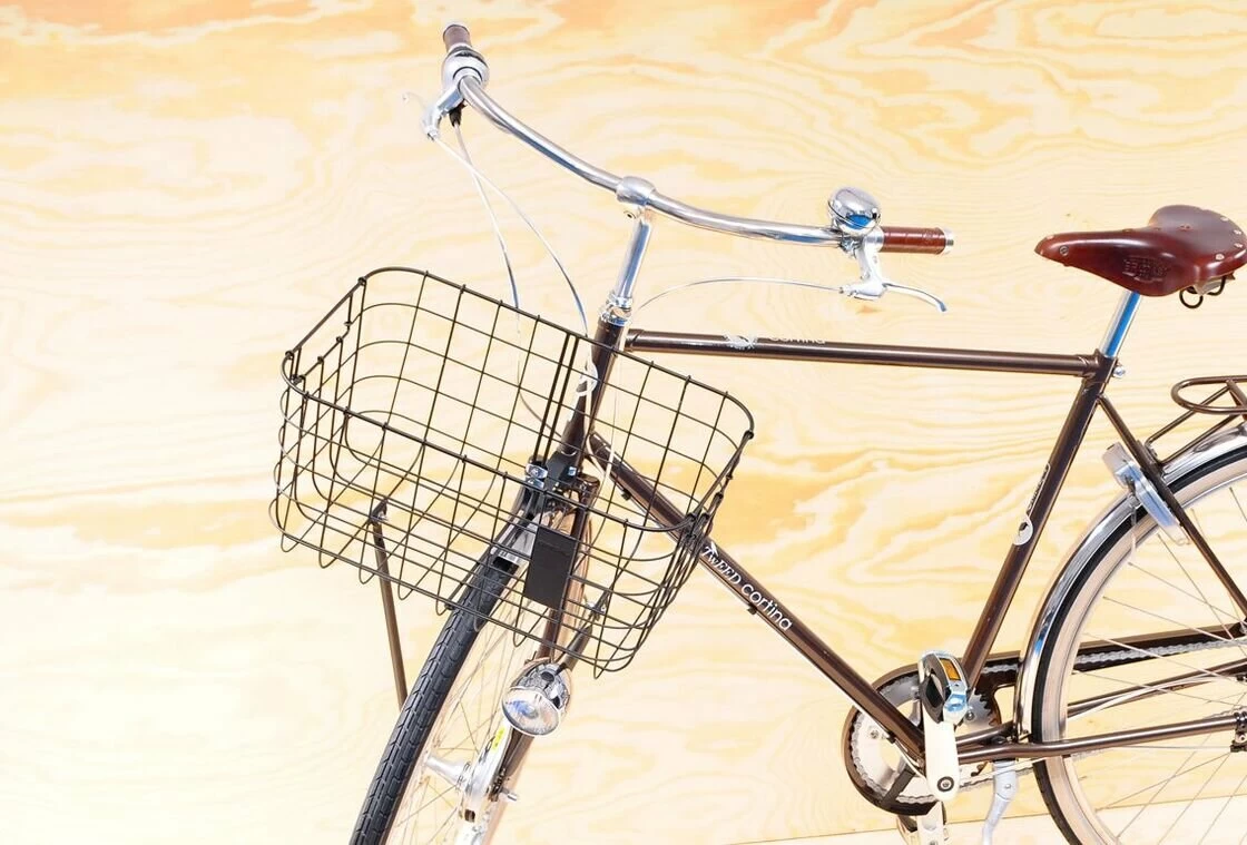 Przedni koszyk rowerowy Basil Robin czarny mat