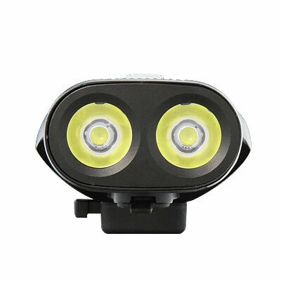 Przednia lampka rowerowa CATEYE Volt 1600 HL-EL1010RC