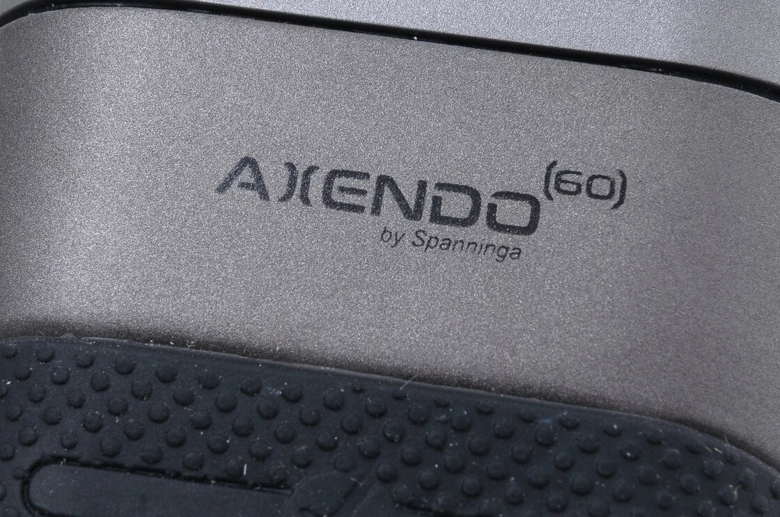 Przednia lampka rowerowa Spanninga Axendo 60 USB