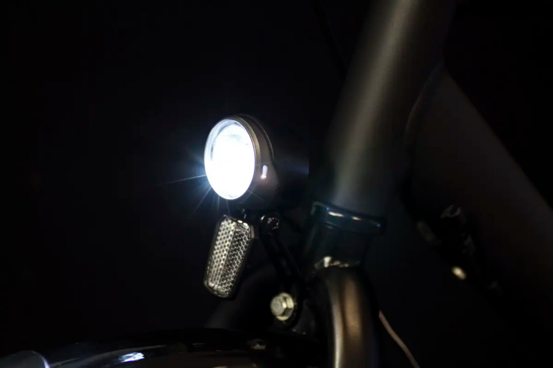Przednia lampka rowerowa Spanninga X&O 30 XE E-bike 6-36V