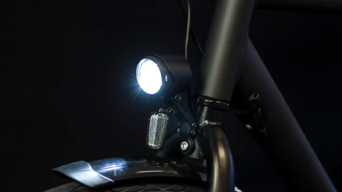 Przednia lampka rowerowa Spanninga X&O 50 XE e-bike 6-48V 50 Lux