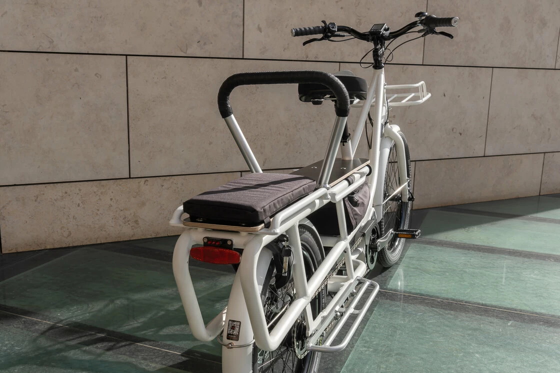Rower cargo elektryczny Creme Happy Wagon Shimano Steps