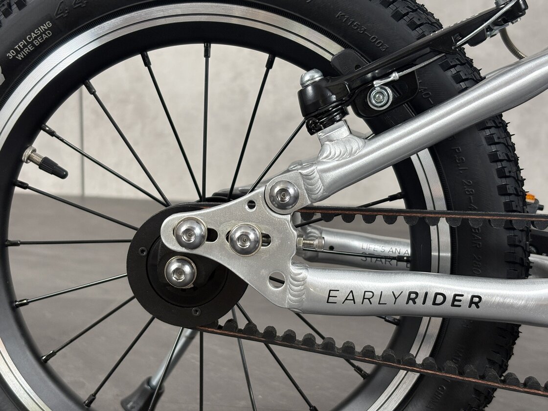 Rower dziecięcy na pasku Early Rider Belter 14” Brushed Aluminium