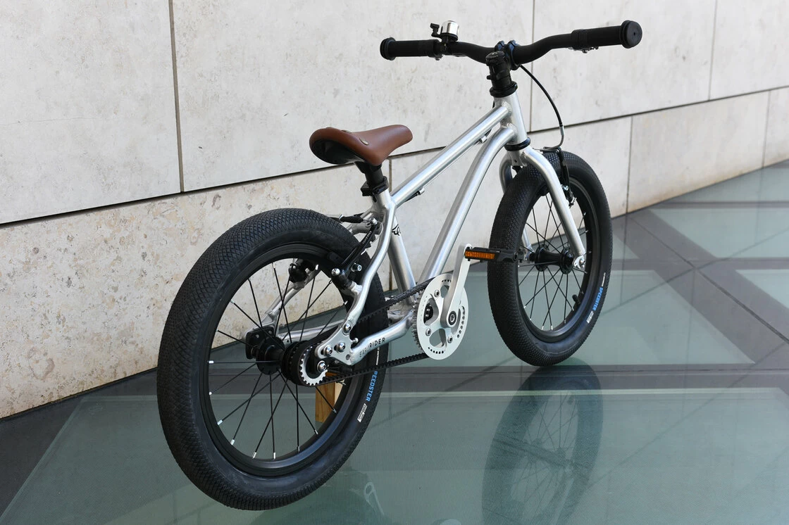 Rower dziecięcy na pasku Early Rider Belter 16” Urban Srebrny