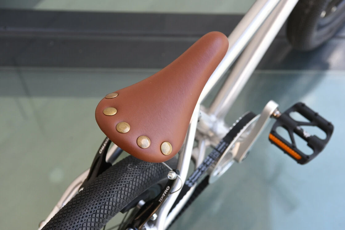 Rower dziecięcy na pasku Early Rider Belter 16” Urban Srebrny