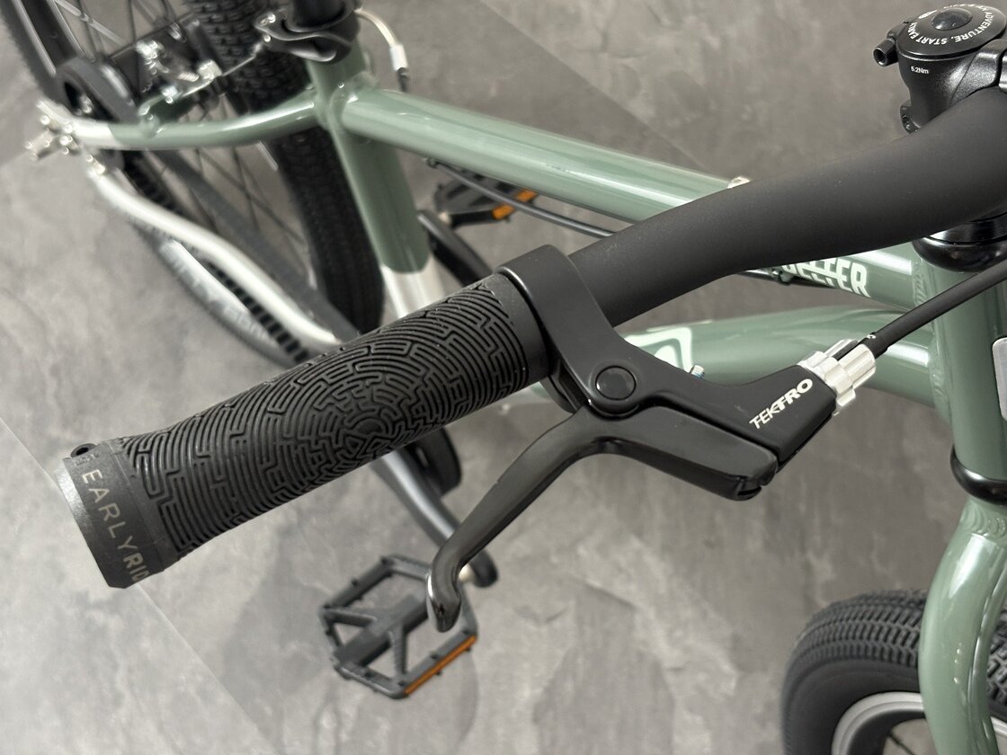 Rower dziecięcy na pasku Early Rider BELTER 20" AUTO 2026 Forest Green
