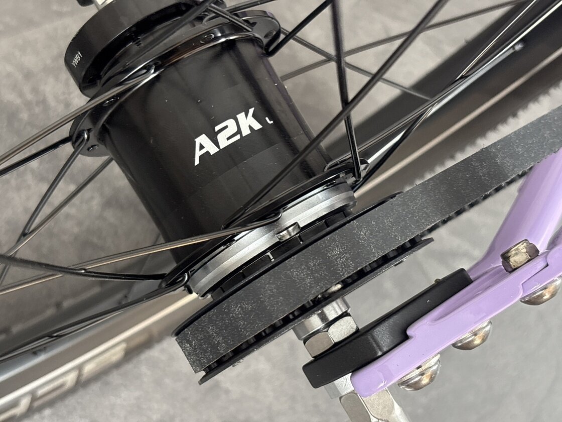 Rower dziecięcy na pasku Early Rider BELTER 20" AUTO Violet Haze