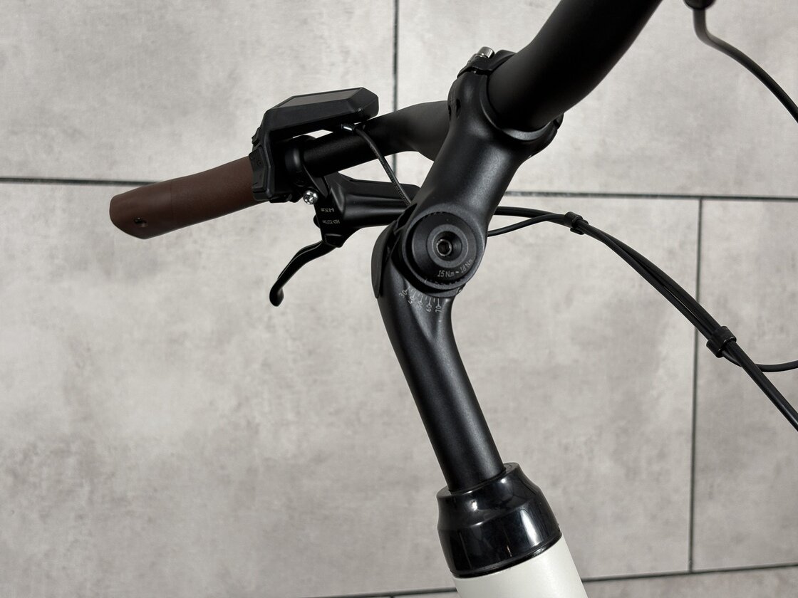 Rower elektryczny Batavus Altura E-go Bosch SMART White Grijs