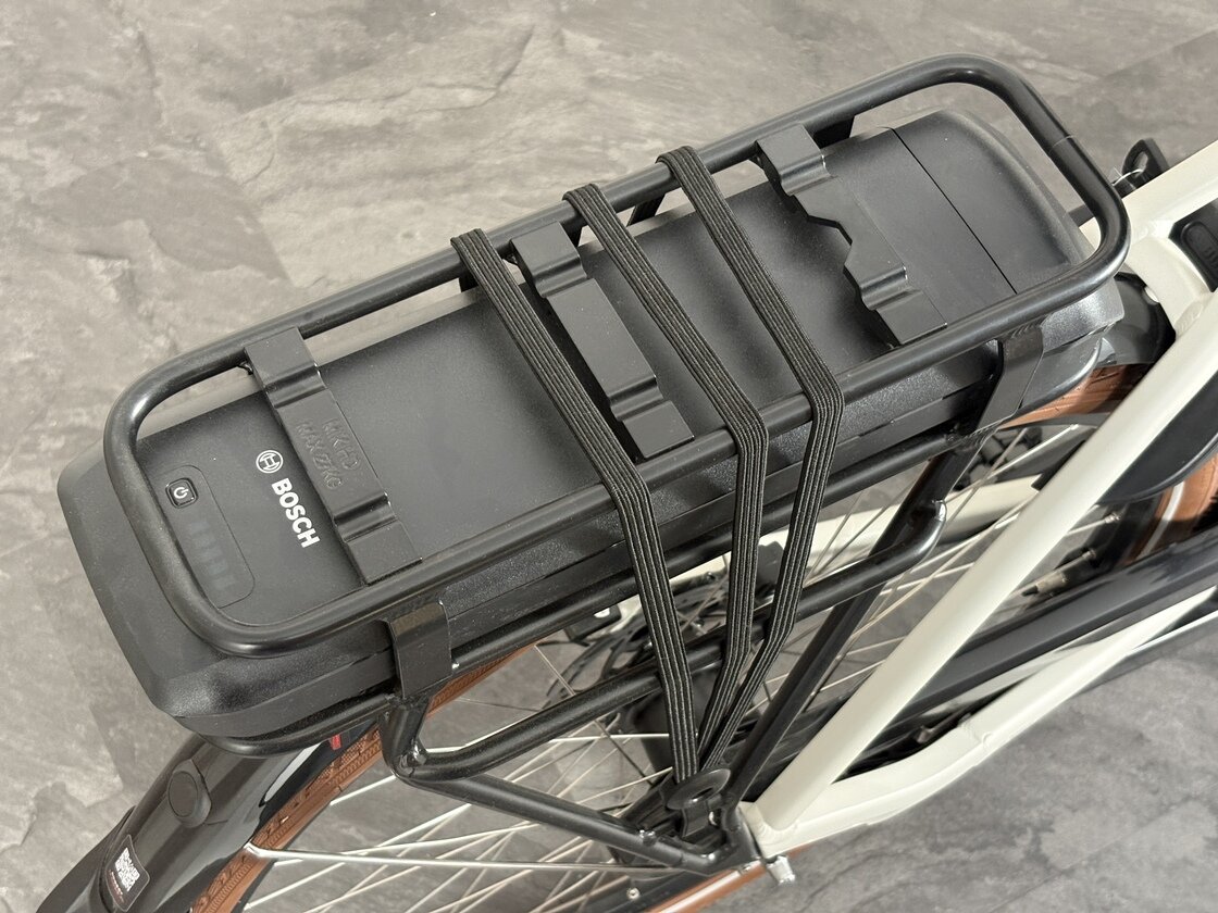 Rower elektryczny Batavus Altura E-go Bosch SMART White Grijs