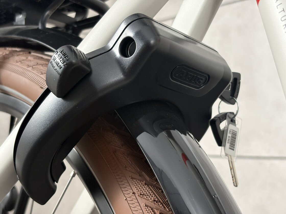 Rower elektryczny Batavus Altura E-go Bosch SMART White Grijs